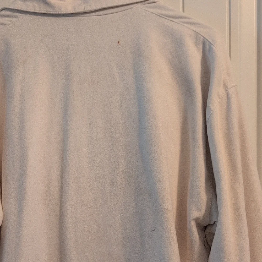 Conrad Washington DC Cream Robe - Picture 8 of 8